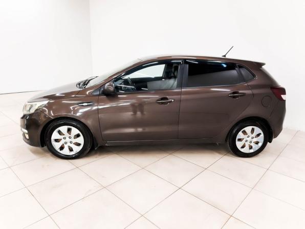 Kia Rio III Рестайлинг с пробегом 2016 года, цена 980 100 рублей, 158749 км, хэтчбек, Автокод Объявления