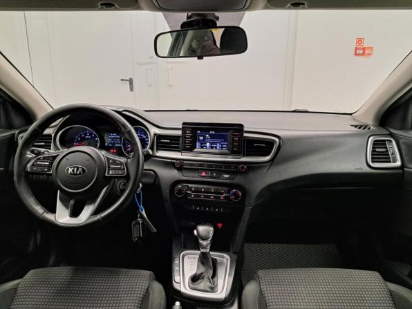 Kia Ceed III с пробегом 2018 года, цена 1 399 000 рублей, 168796 км, хэтчбек, Автокод Объявления