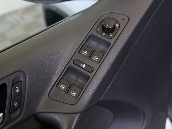Volkswagen Tiguan I Рестайлинг с пробегом 2012 года, цена 899 000 рублей, 158987 км, внедорожник, Автокод Объявления