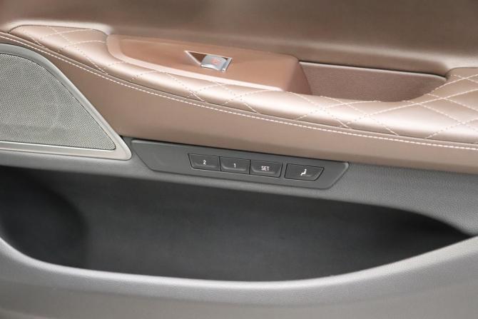 BMW 7 серии VI (G11/G12) Рестайлинг с пробегом 2021 года, цена 6 990 000 рублей, 79715 км, седан, Автокод Объявления