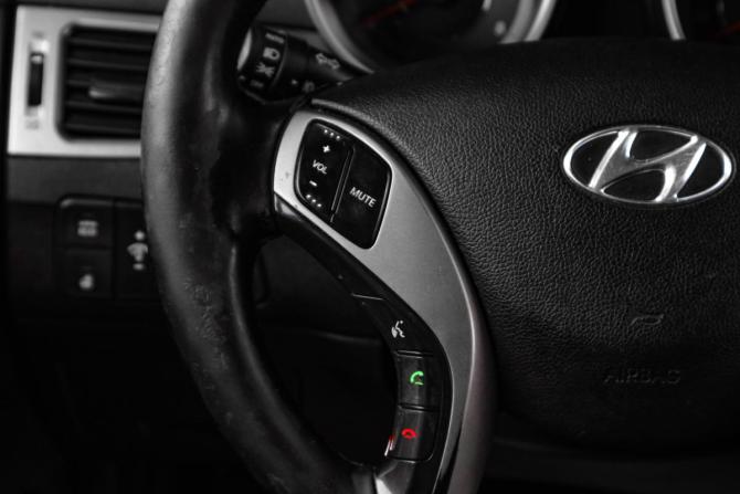 Hyundai Avante V с пробегом 2013 года, цена 1 169 000 рублей, 145380 км, седан, Автокод Объявления