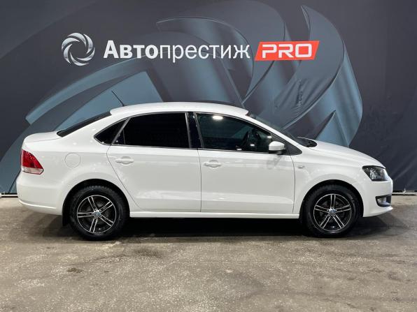 Volkswagen Polo V с пробегом 2013 года, цена 885 000 рублей, 107736 км, седан, Автокод Объявления