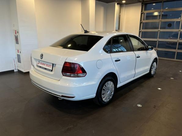 Volkswagen Polo V Рестайлинг с пробегом 2018 года, цена 595 000 рублей, 96161 км, седан, Автокод Объявления