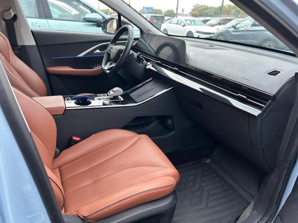 Omoda C5 I с пробегом 2023 года, цена 1 854 000 рублей, 50982 км, внедорожник, Автокод Объявления