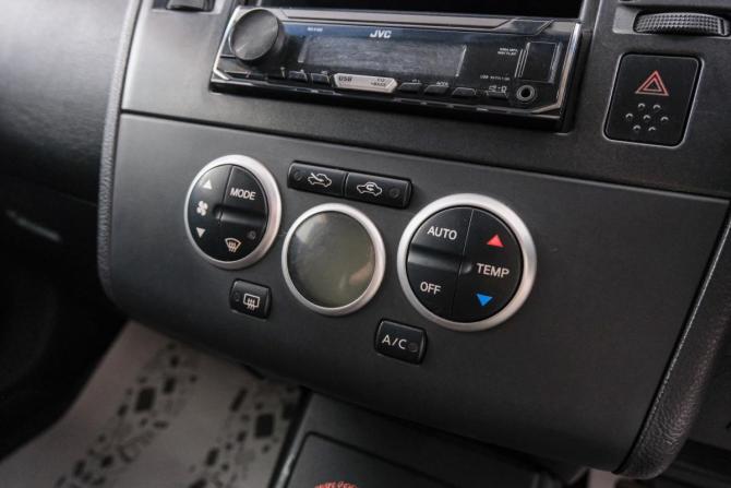 Nissan Tiida I с пробегом 2005 года, цена 449 000 рублей, 262144 км, хэтчбек, Автокод Объявления