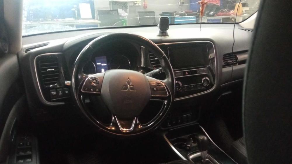 Mitsubishi Outlander III Рестайлинг 2 Санкт-Петербург  - изображение 5