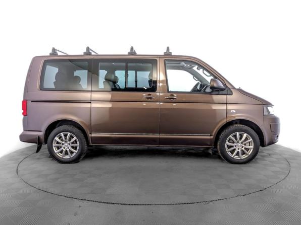 Volkswagen Multivan T5 Рестайлинг с пробегом 2012 года, цена 2 850 000 рублей, 122609 км, минивэн, Автокод Объявления
