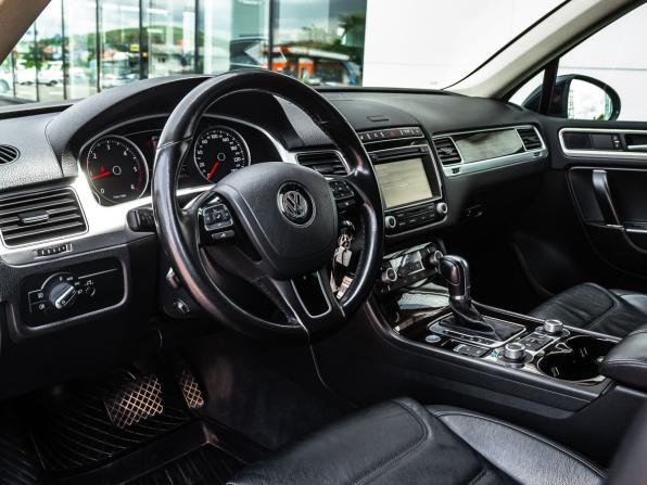 Volkswagen Touareg II Рестайлинг с пробегом 2015 года, цена 3 150 000 рублей, 188986 км, внедорожник, Автокод Объявления