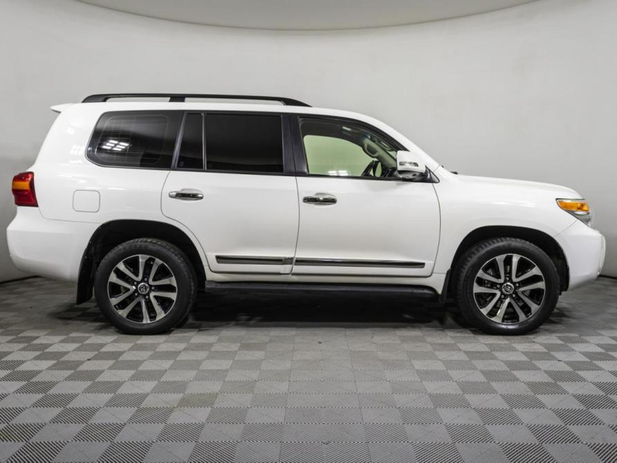 Toyota Land Cruiser 200 Series Рестайлинг 1 Москва  - изображение 4