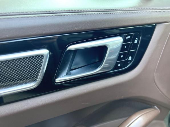 Porsche Cayenne III с пробегом 2019 года, цена 6 400 000 рублей, 102951 км, внедорожник, Автокод Объявления