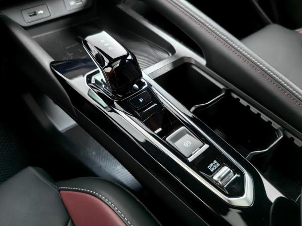 Geely Coolray I Рестайлинг с пробегом 2024 года, цена 2 151 000 рублей, 38067 км, внедорожник, Автокод Объявления