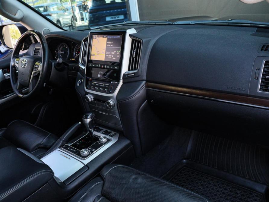 Toyota Land Cruiser 200 Series Рестайлинг 2 Москва  - изображение 7