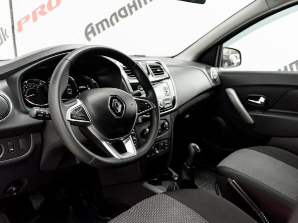 Renault Logan II Рестайлинг с пробегом 2018 года, цена 930 000 рублей, 139083 км, седан, Автокод Объявления