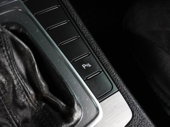 Volkswagen Passat B7 с пробегом 2011 года, цена 1 169 000 рублей, 181470 км, универсал, Автокод Объявления