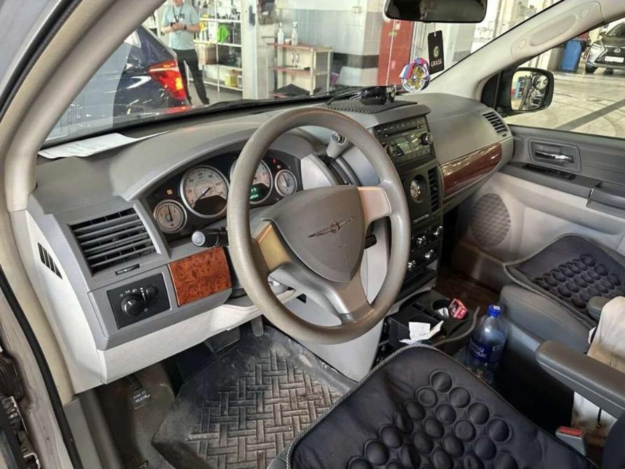 Chrysler Town &amp; Country V Санкт-Петербург  - изображение 6