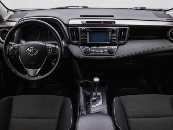 Toyota RAV4 IV (XA40) Рестайлинг с пробегом 2016 года, цена 2 319 000 рублей, 97172 км, внедорожник, Автокод Объявления