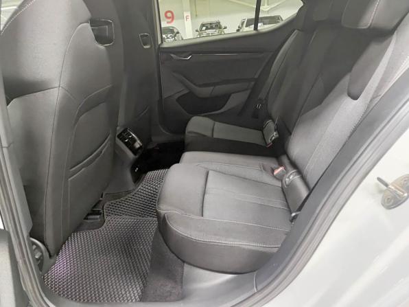 Skoda Octavia IV (A8) с пробегом 2022 года, цена 2 829 000 рублей, 46801 км, лифтбек, Автокод Объявления