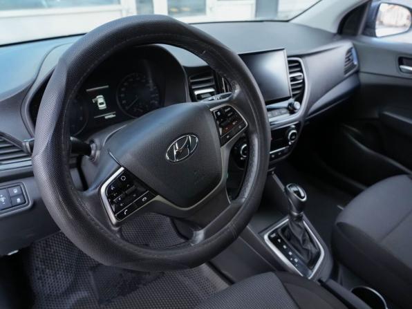 Hyundai Solaris II Рестайлинг с пробегом 2021 года, цена 1 430 000 рублей, 107422 км, седан, Автокод Объявления