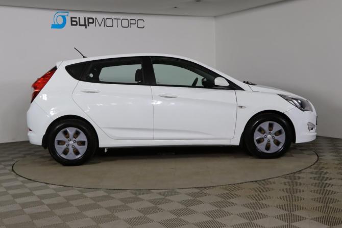 Hyundai Solaris I Рестайлинг с пробегом 2016 года, цена 1 199 990 рублей, 80504 км, хэтчбек, Автокод Объявления