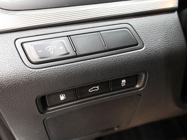 Hyundai Sonata VII (LF) Рестайлинг с пробегом 2017 года, цена 1 539 900 рублей, 175746 км, седан, Автокод Объявления