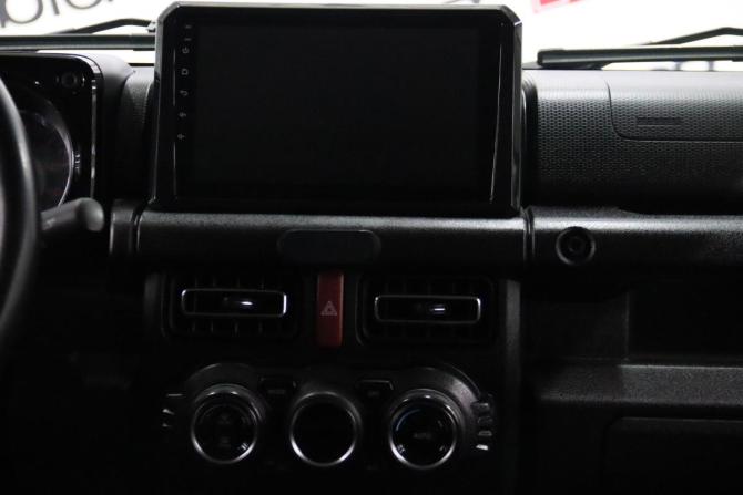 Suzuki Jimny IV с пробегом 2021 года, цена 2 395 170 рублей, 57371 км, внедорожник, Автокод Объявления