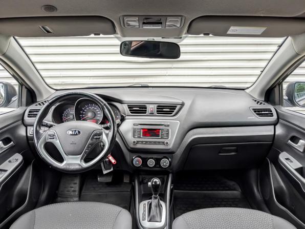 Kia Rio III Рестайлинг с пробегом 2017 года, цена 1 300 000 рублей, 76000 км, седан, Автокод Объявления