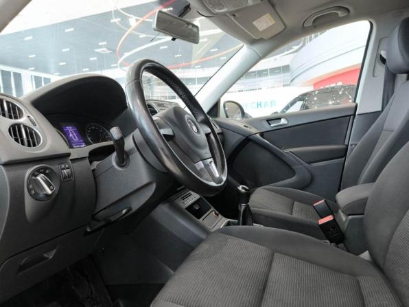 Volkswagen Tiguan I Рестайлинг с пробегом 2016 года, цена 1 250 000 рублей, 225139 км, внедорожник, Автокод Объявления