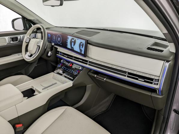 Hyundai Santa Fe V (MX5) с пробегом 2025 года, цена 5 250 000 рублей, 12874 км, внедорожник, Автокод Объявления