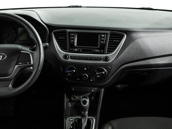 Hyundai Solaris II с пробегом 2018 года, цена 1 249 000 рублей, 109490 км, седан, Автокод Объявления