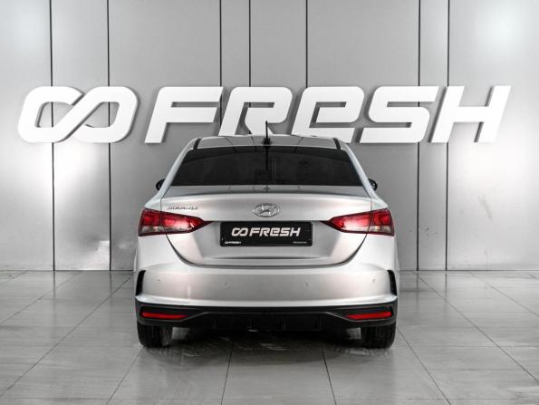 Hyundai Solaris II Рестайлинг с пробегом 2021 года, цена 1 579 000 рублей, 43267 км, седан, Автокод Объявления