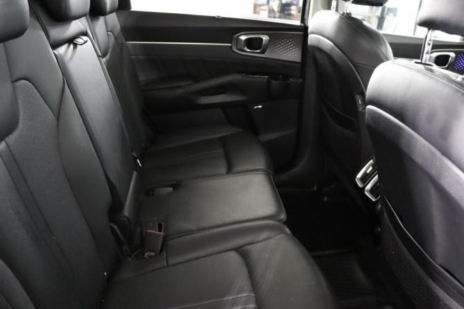 Kia Sorento IV с пробегом 2021 года, цена 3 549 990 рублей, 115271 км, внедорожник, Автокод Объявления