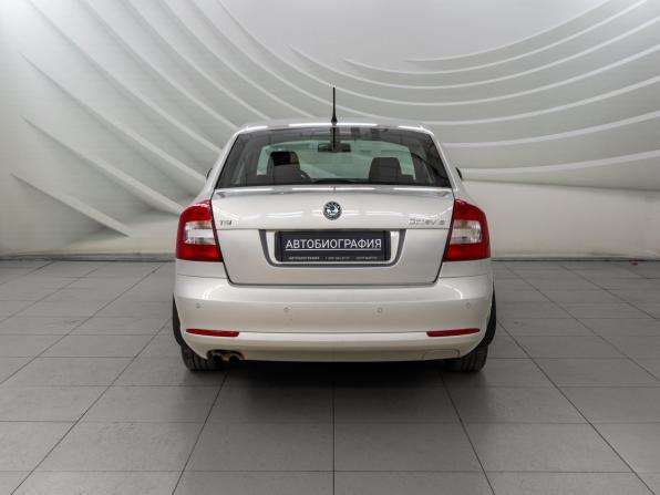 Skoda Octavia II (A5) Рестайлинг с пробегом 2012 года, цена 1 048 000 рублей, 179665 км, лифтбек, Автокод Объявления