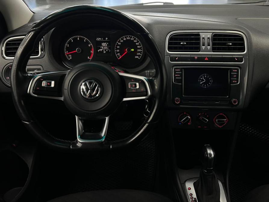 Volkswagen Polo V Рестайлинг Казань  - изображение 13