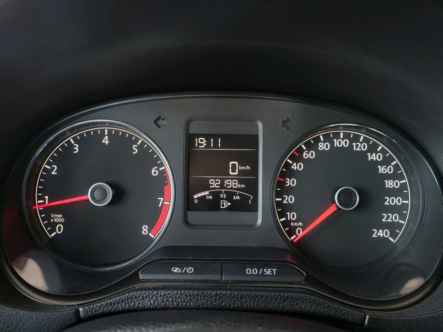 Volkswagen Polo V Рестайлинг Мурманск  - изображение 22
