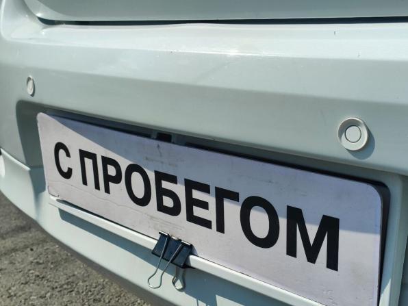 Renault Logan II с пробегом 2015 года, цена 699 000 рублей, 168000 км, седан, Автокод Объявления