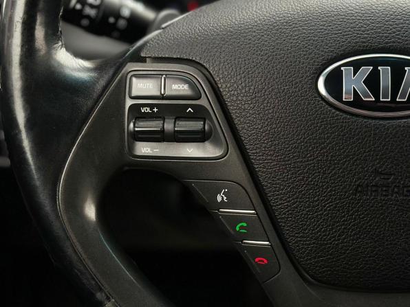 Kia Cerato III с пробегом 2015 года, цена 1 259 000 рублей, 151987 км, седан, Автокод Объявления