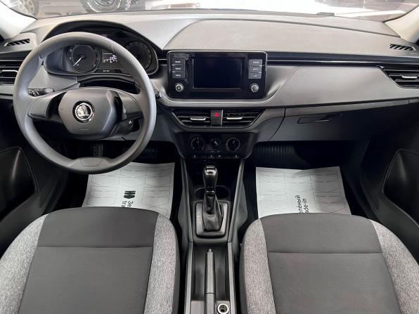 Skoda Rapid II с пробегом 2021 года, цена 1 850 000 рублей, 31876 км, лифтбек, Автокод Объявления