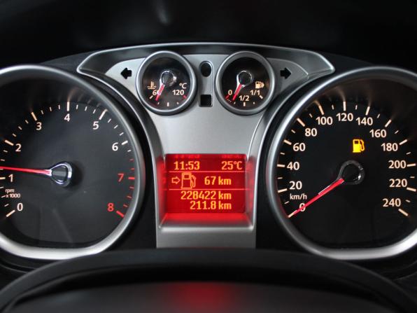 Ford Focus II Рестайлинг с пробегом 2009 года, цена 639 900 рублей, 228422 км, седан, Автокод Объявления
