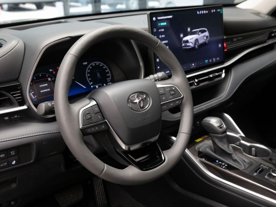 Toyota Highlander IV (XU70) Москва  - изображение 20