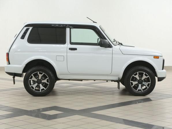 Lada (ВАЗ) Niva Legend с пробегом 2024 года, цена 888 000 рублей, 11800 км, внедорожник, Автокод Объявления