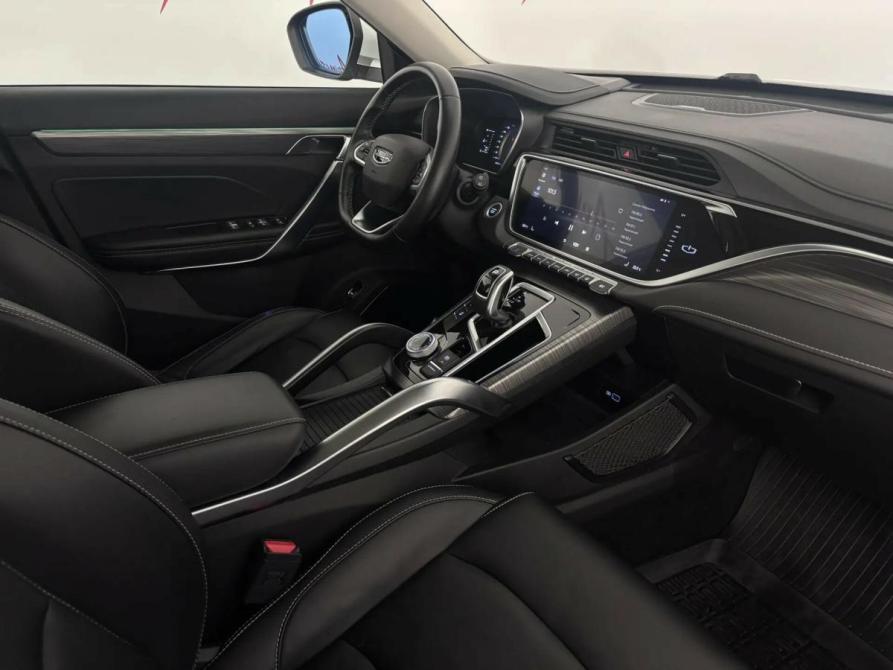 Geely Atlas Pro Псков  - изображение 12