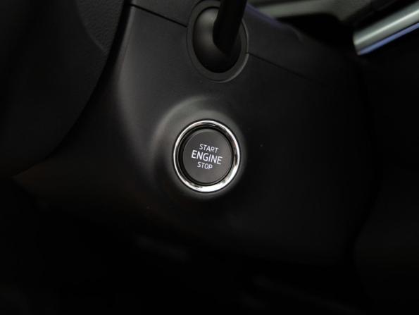 Skoda Karoq I с пробегом 2020 года, цена 2 249 000 рублей, 94350 км, внедорожник, Автокод Объявления