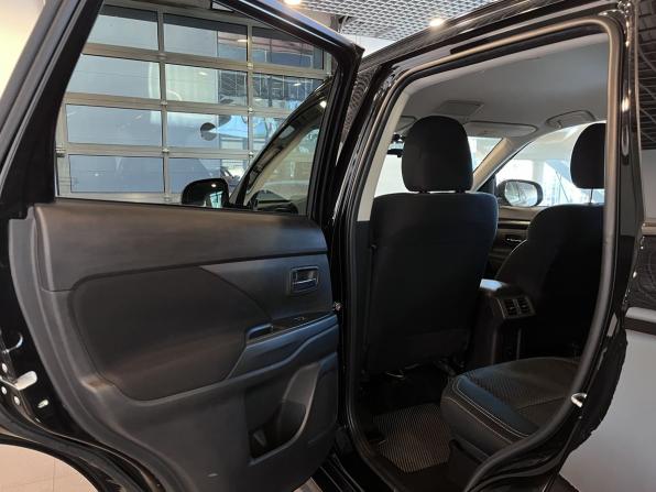Mitsubishi Outlander III Рестайлинг 3 с пробегом 2021 года, цена 2 840 000 рублей, 54774 км, внедорожник, Автокод Объявления