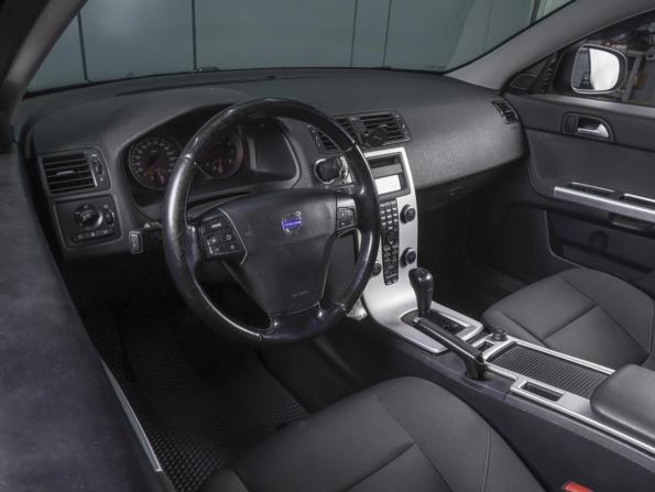 Volvo S40 II Рестайлинг с пробегом 2012 года, цена 1 119 000 рублей, 175792 км, седан, Автокод Объявления