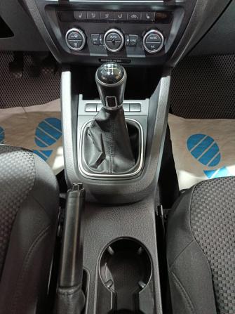 Volkswagen Jetta VI с пробегом 2013 года, цена 799 000 рублей, 221931 км, седан, Автокод Объявления