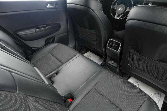 Kia Sportage IV Рестайлинг с пробегом 2019 года, цена 2 259 000 рублей, 110000 км, внедорожник, Автокод Объявления