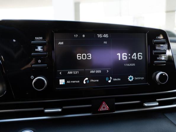 Hyundai Elantra VII (CN7) Рестайлинг с пробегом 2023 года, цена 2 150 000 рублей, 39930 км, седан, Автокод Объявления