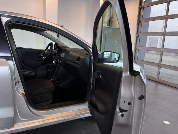Volkswagen Polo V с пробегом 2011 года, цена 590 000 рублей, 223784 км, седан, Автокод Объявления