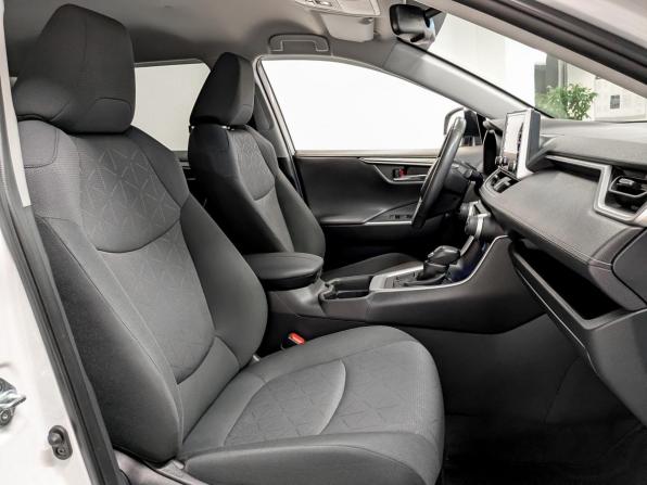 Toyota RAV4 V (XA50) с пробегом 2021 года, цена 3 425 000 рублей, 73747 км, внедорожник, Автокод Объявления