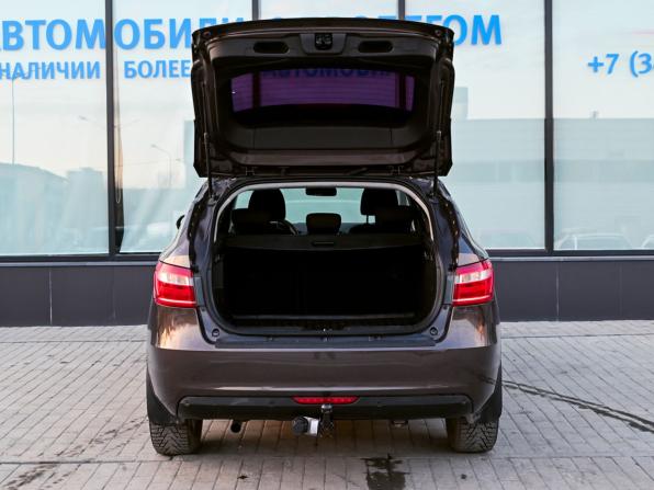 Lada (ВАЗ) Vesta I с пробегом 2018 года, цена 899 000 рублей, 137600 км, универсал, Автокод Объявления
